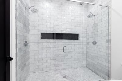 Bathroom with Large Format Tiles